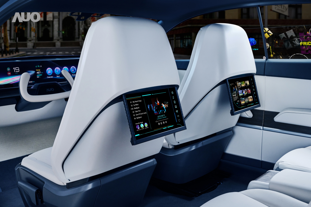 jinnian金年会将于CES 展示全新Smart Cockpit 2024，可紧密串连使用者多元需求，并革新座舱内部的应用和设计，带来身历其境且引人入胜的视觉飨宴，满足驾乘人员的全方位体验