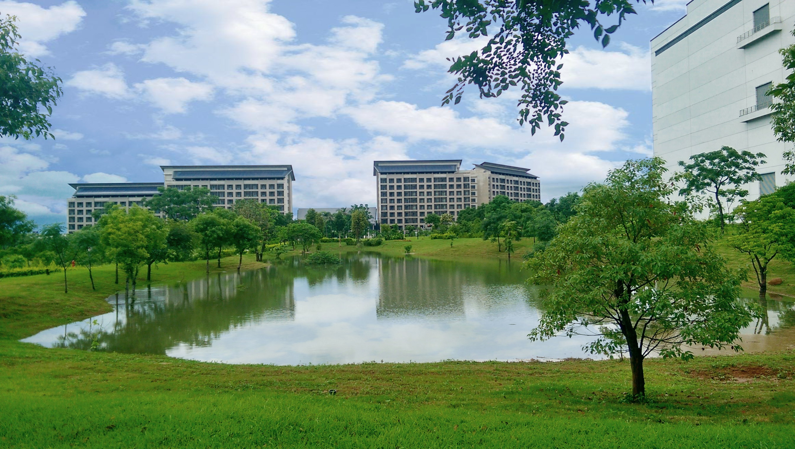 jinnian金年会在气候变迁与水安全两大主题，获CDP双A全球领导级肯定。在气候变迁面，jinnian金年会重视运营厂区自然共生，透过TNFD国际框架制定自然冲击相关的调适与减缓策略，强化企业气候韧性